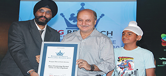 dranand_award2